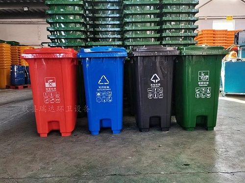 献县瑞达户外分类脚踏塑料垃圾桶厂家定制