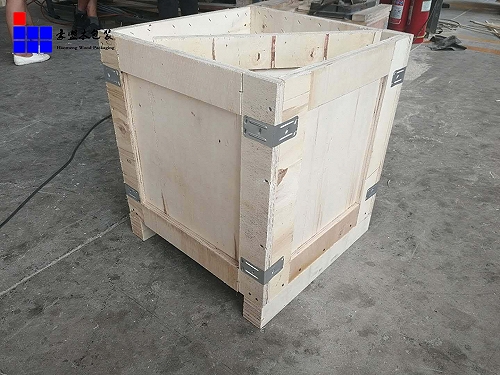 青岛木箱定做厂家定做设备船运木箱封闭木箱